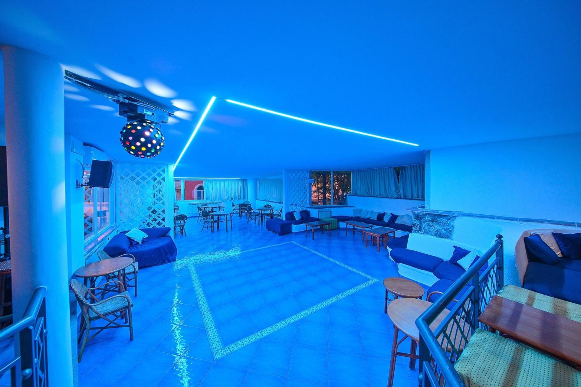 Отель Av Club Terme Colella Форио Экстерьер фото