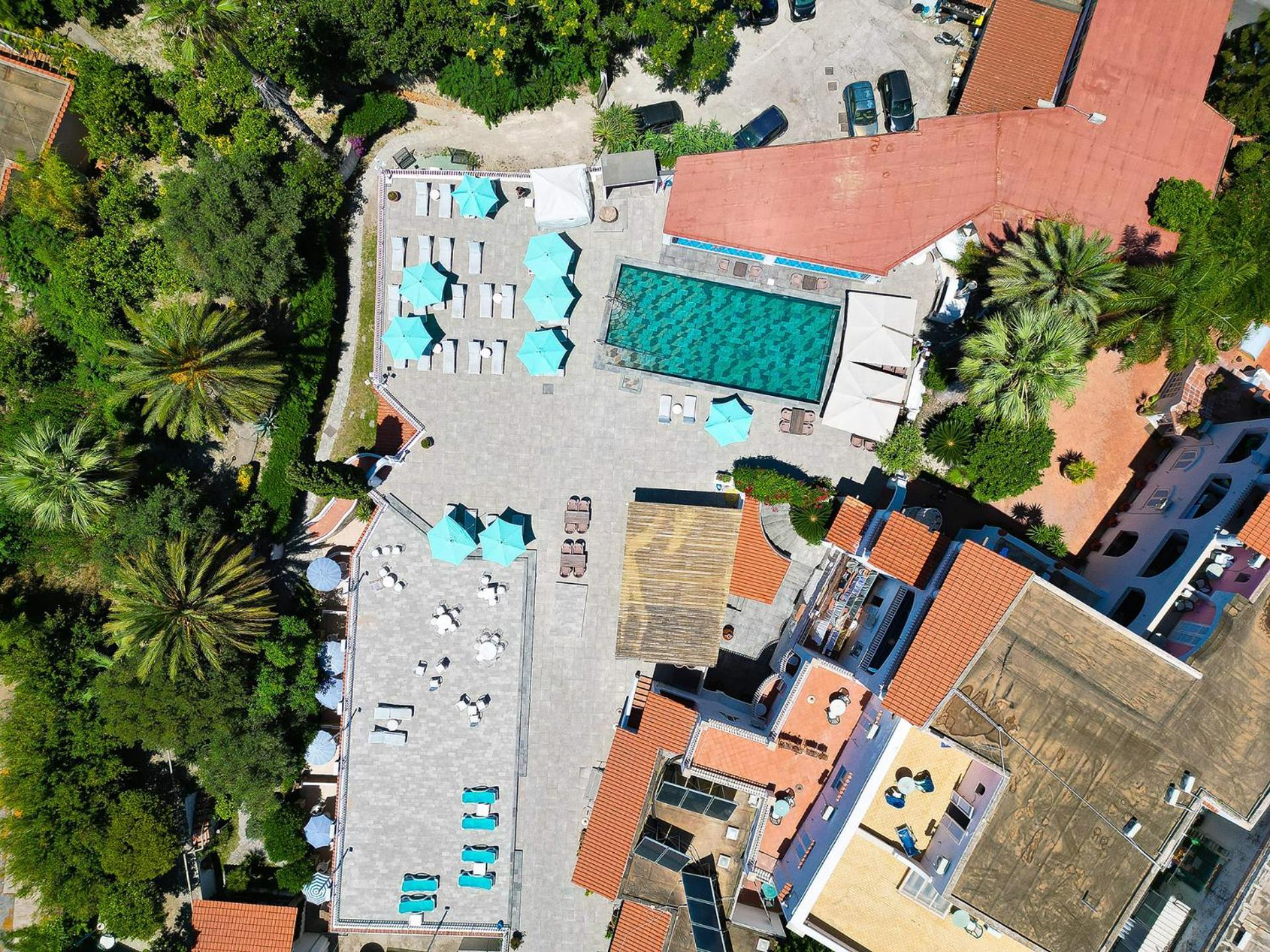 Отель Av Club Terme Colella Форио Экстерьер фото