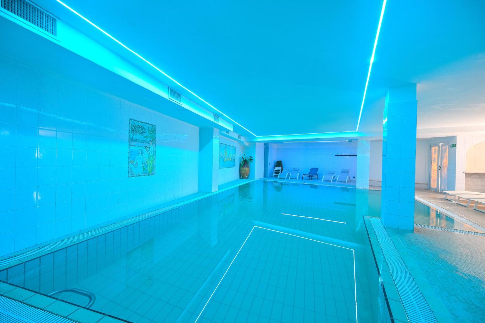 Отель Av Club Terme Colella Форио Экстерьер фото