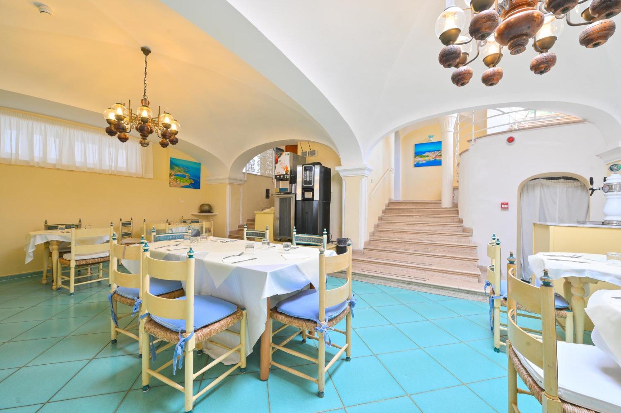 Отель Av Club Terme Colella Форио Экстерьер фото